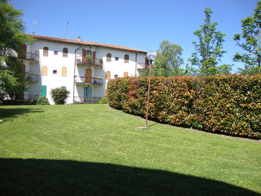 Il Glicine Sul Garda Appartamento Turistico Peschiera del Garda Dış mekan fotoğraf