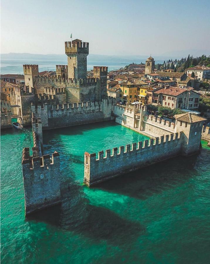 Il Glicine Sul Garda Appartamento Turistico Peschiera del Garda Dış mekan fotoğraf